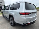 2025 Wagoneer L Thumbnail 4