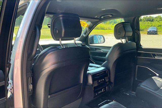 2025 Jeep Wagoneer L - $47,986
