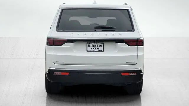 2023 Jeep Wagoneer L Carbide