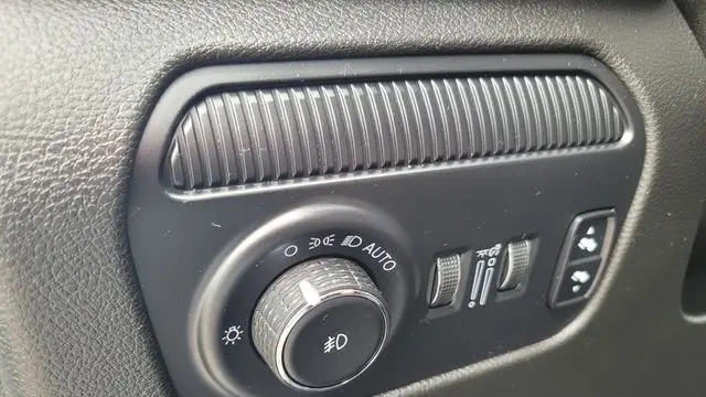 2023 Jeep Wagoneer L Carbide