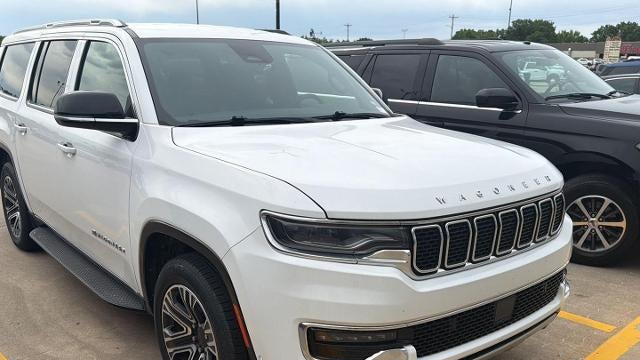 2023 Jeep Wagoneer L Carbide