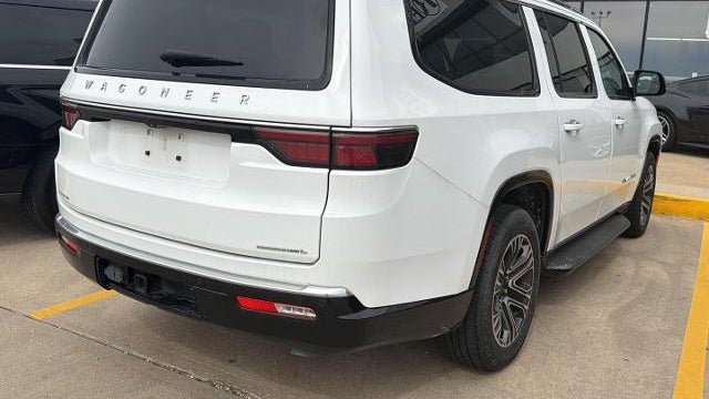 2023 Jeep Wagoneer L Carbide