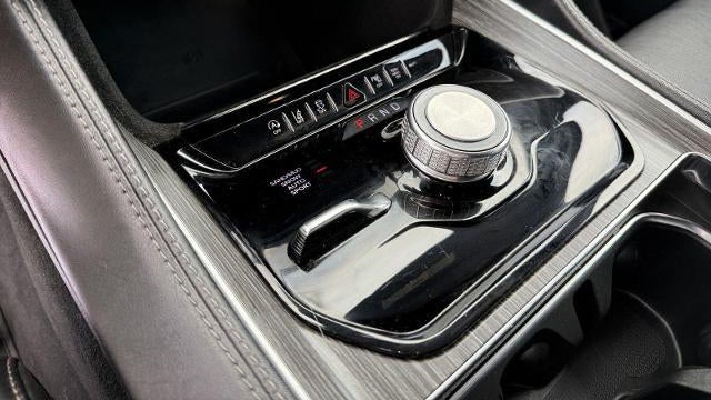 2023 Jeep Wagoneer L Carbide