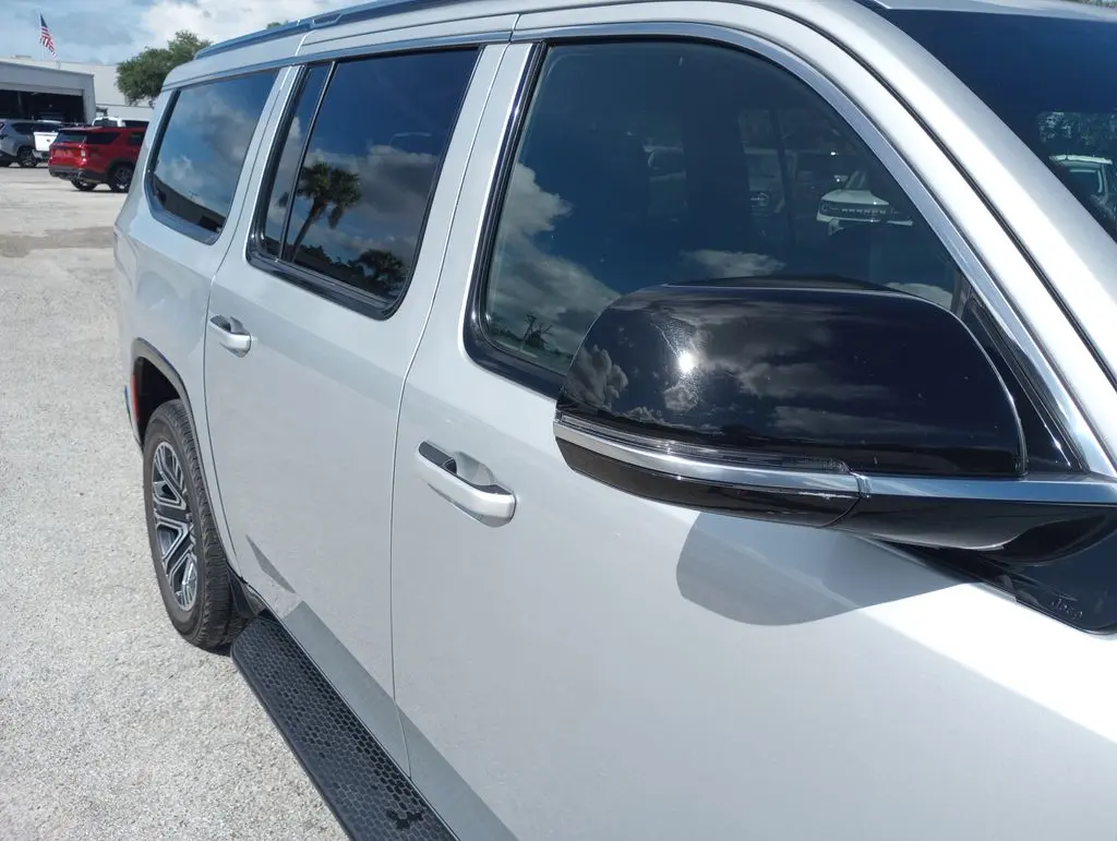 2024 Jeep Wagoneer L - $29,744