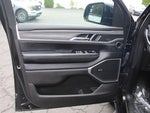 2024 Wagoneer L Thumbnail 21
