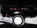 2024 Wagoneer L Thumbnail 32