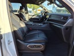 2025 Wagoneer L Thumbnail 31