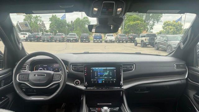 2023 Jeep Wagoneer L Carbide