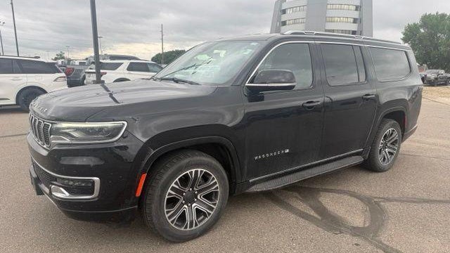 2023 Jeep Wagoneer L Carbide