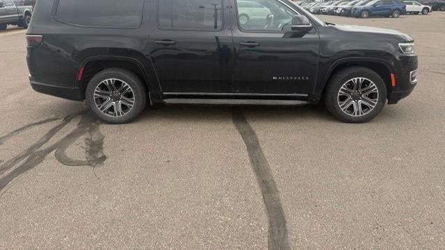 2023 Jeep Wagoneer L Carbide