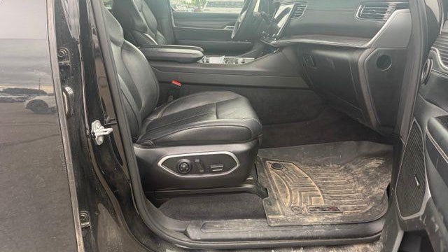 2023 Jeep Wagoneer L Carbide