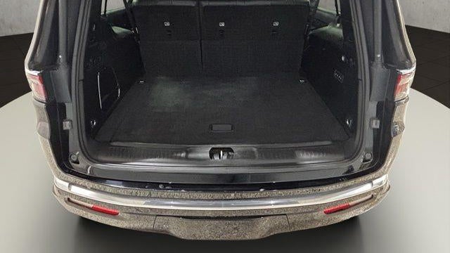 2023 Jeep Wagoneer L Carbide