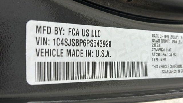 2023 Jeep Wagoneer L Carbide