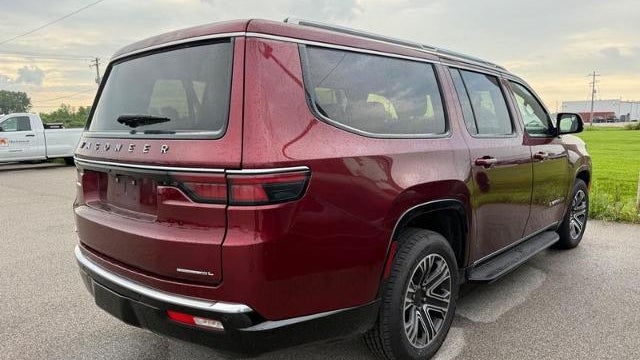 2023 Jeep Wagoneer L Carbide