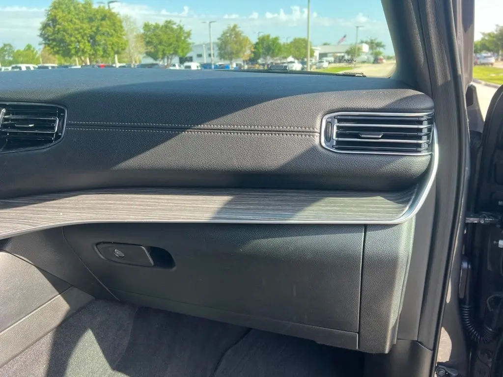 2024 Jeep Wagoneer L - $31,154