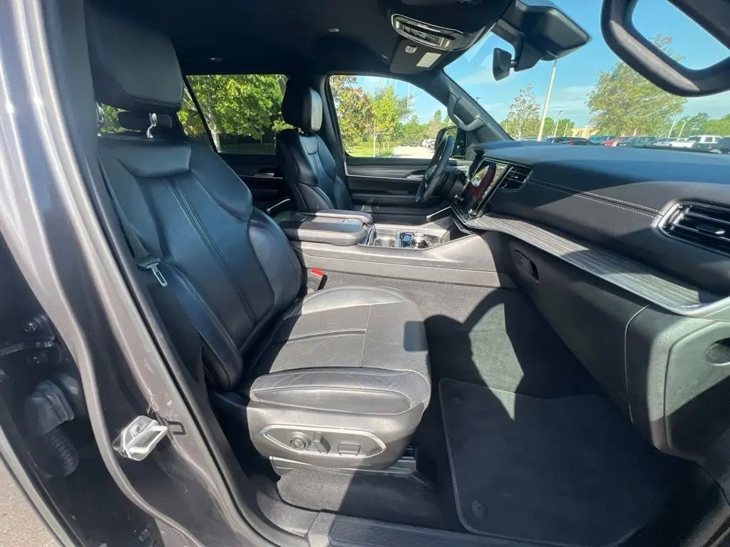 2024 Jeep Wagoneer L - $31,154