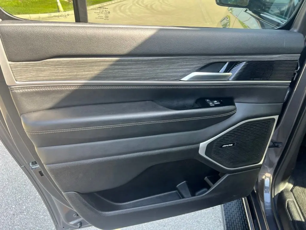 2024 Jeep Wagoneer L - $31,154