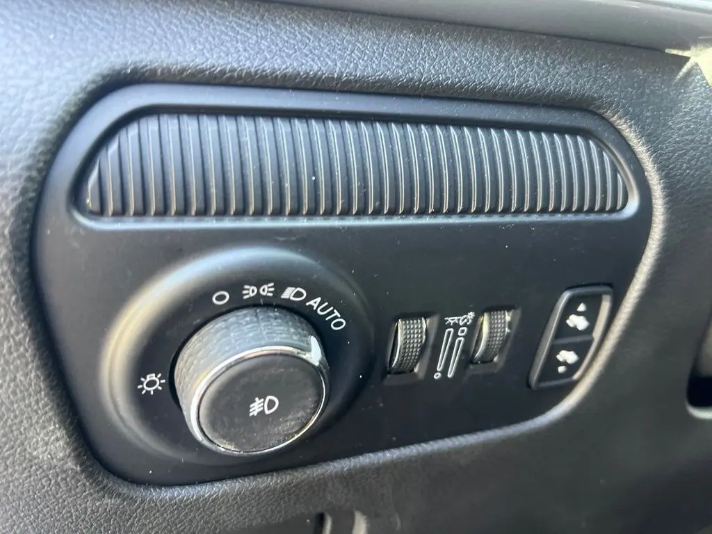 2024 Jeep Wagoneer L - $31,154