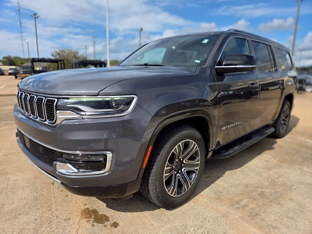 2024 Jeep Wagoneer L - $32,207