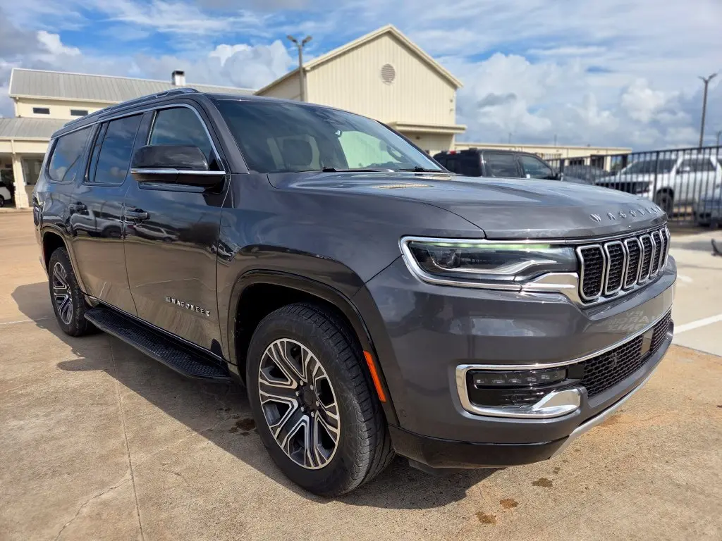 2024 Jeep Wagoneer L - $32,207