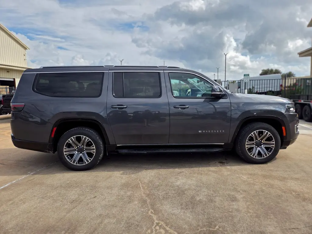 2024 Jeep Wagoneer L - $32,207
