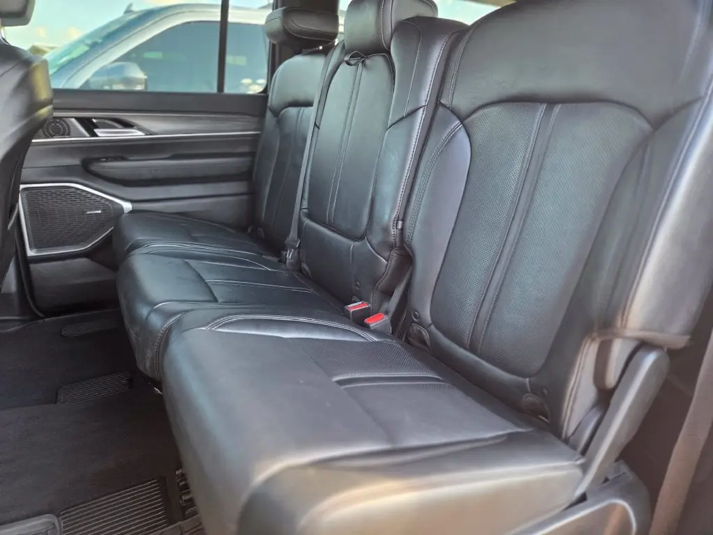 2024 Jeep Wagoneer L - $32,207