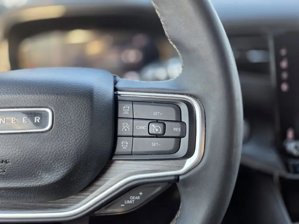 2024 Jeep Wagoneer L - $32,207