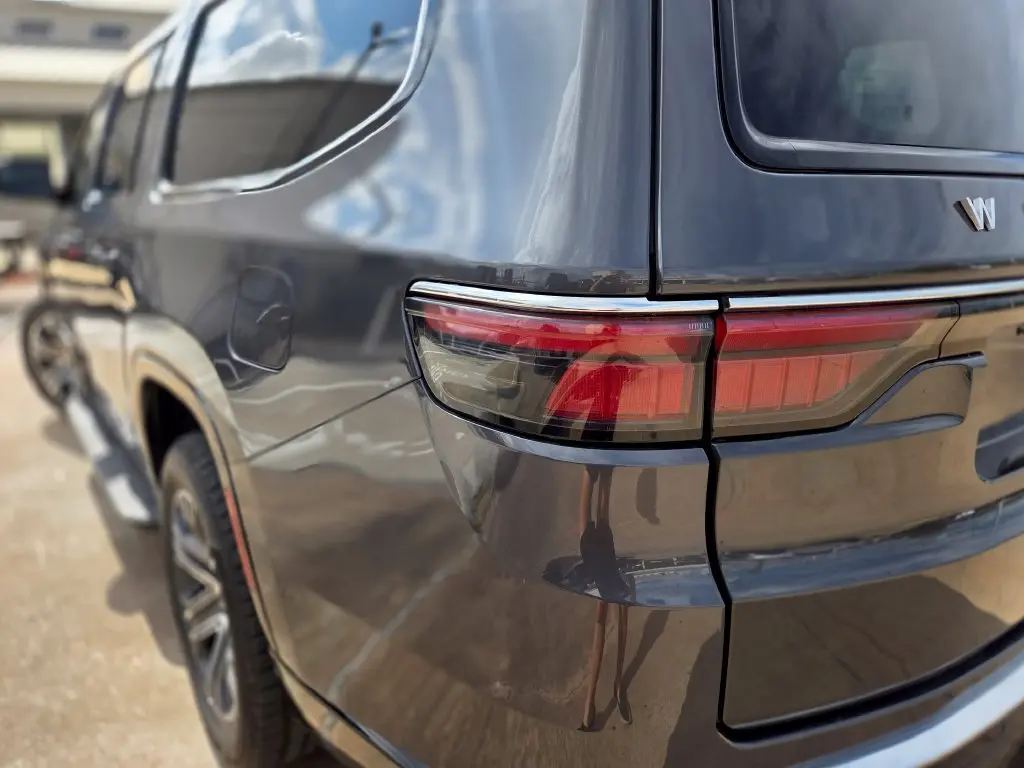 2024 Jeep Wagoneer L - $32,207