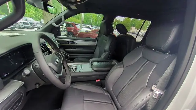 2026 Jeep Grand Wagoneer L Limited Altitude