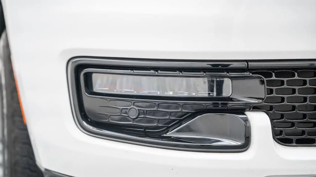 2023 Jeep Wagoneer L Carbide