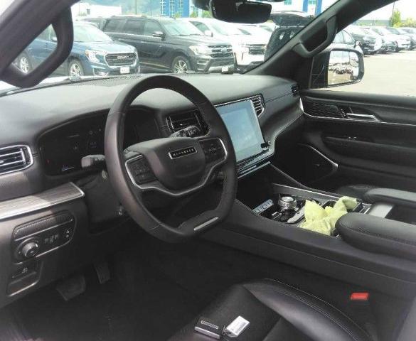 2023 Jeep Wagoneer - $30,900