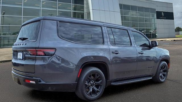 2024 Jeep Wagoneer L Carbide