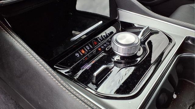 2024 Jeep Wagoneer L Carbide