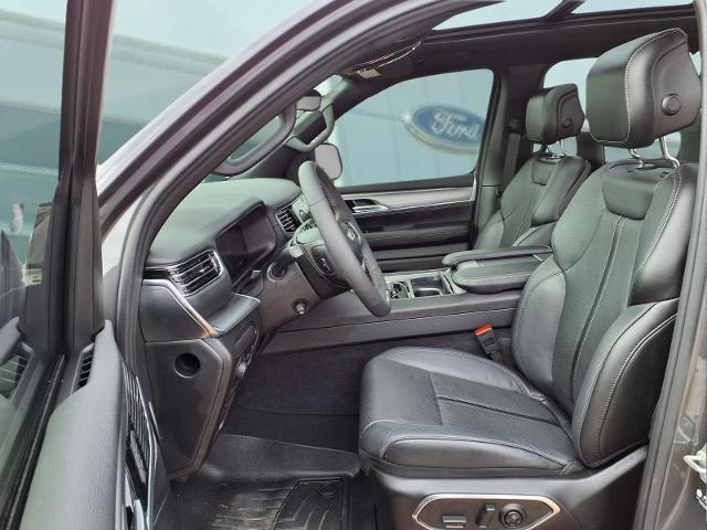 2024 Jeep Wagoneer L - $59,900