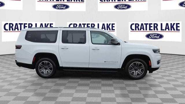 2024 Jeep Wagoneer L Carbide