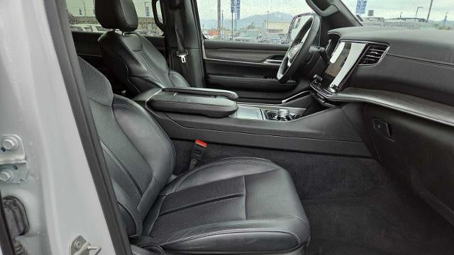 2024 Jeep Wagoneer L Carbide