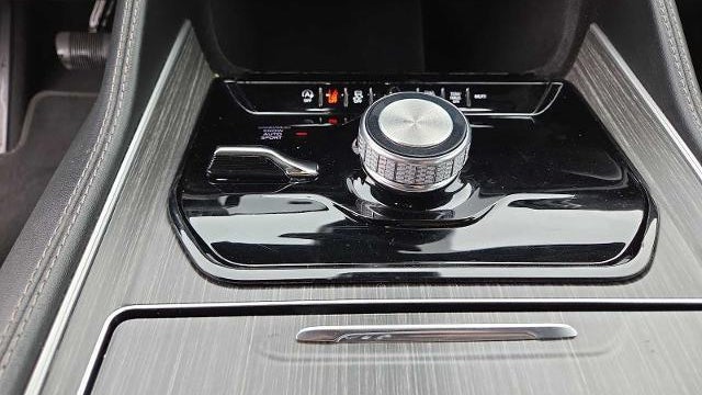 2024 Jeep Wagoneer L Carbide