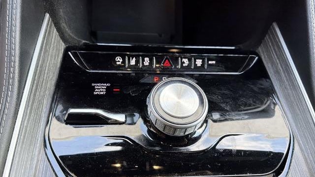 2024 Jeep Wagoneer L Carbide