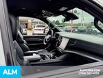 2023 Wagoneer L Thumbnail 16