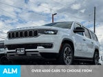 2023 Wagoneer L Thumbnail 2