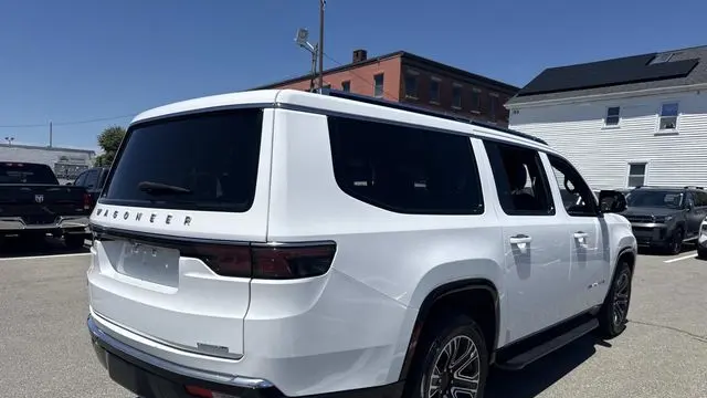 2024 Jeep Wagoneer L Series II