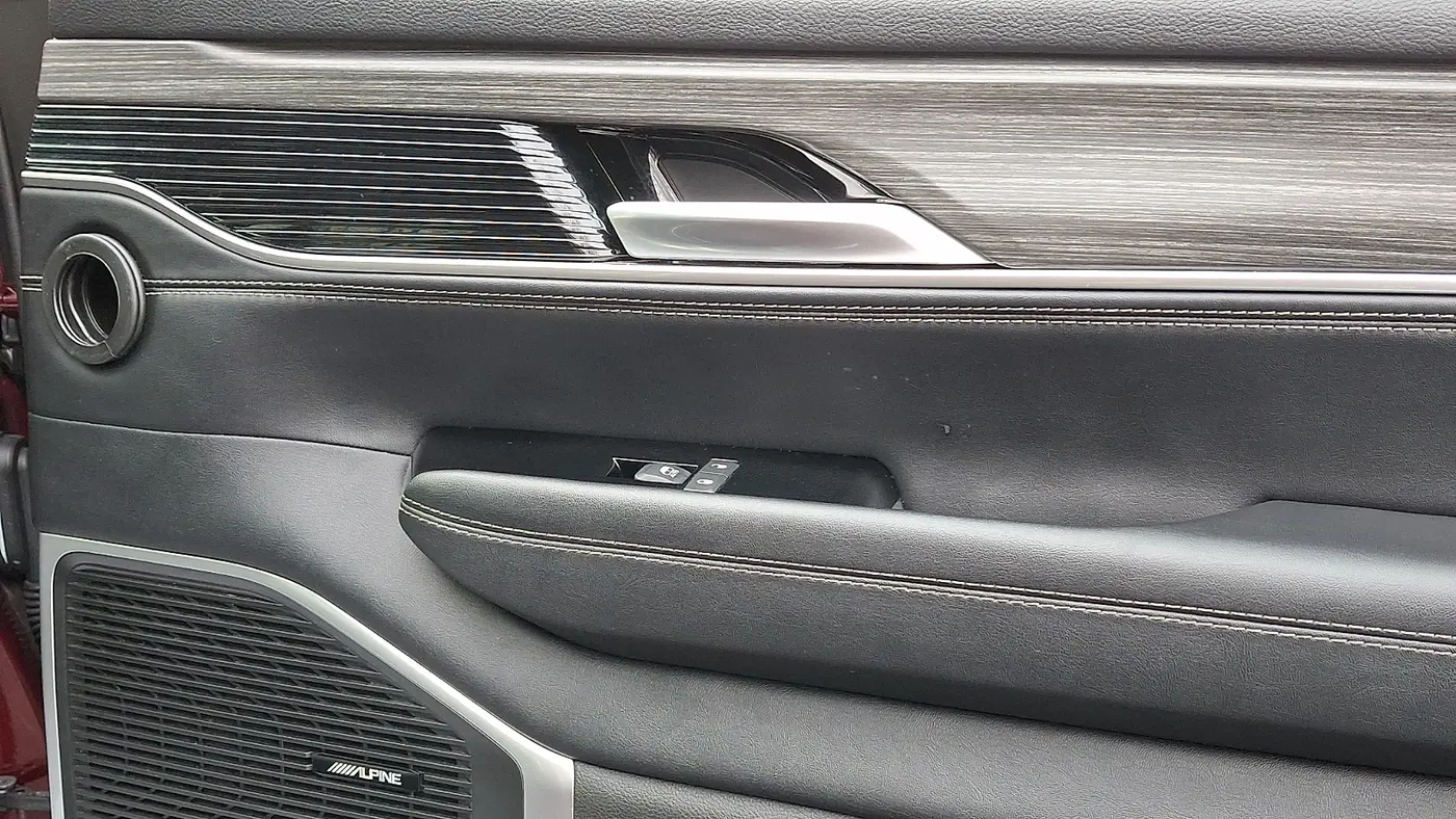 2024 Jeep Wagoneer L Series II