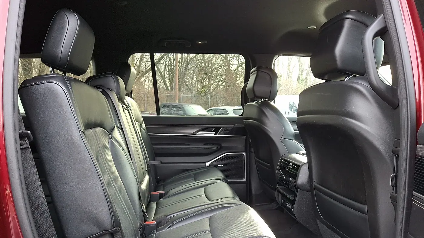 2024 Jeep Wagoneer L Series II