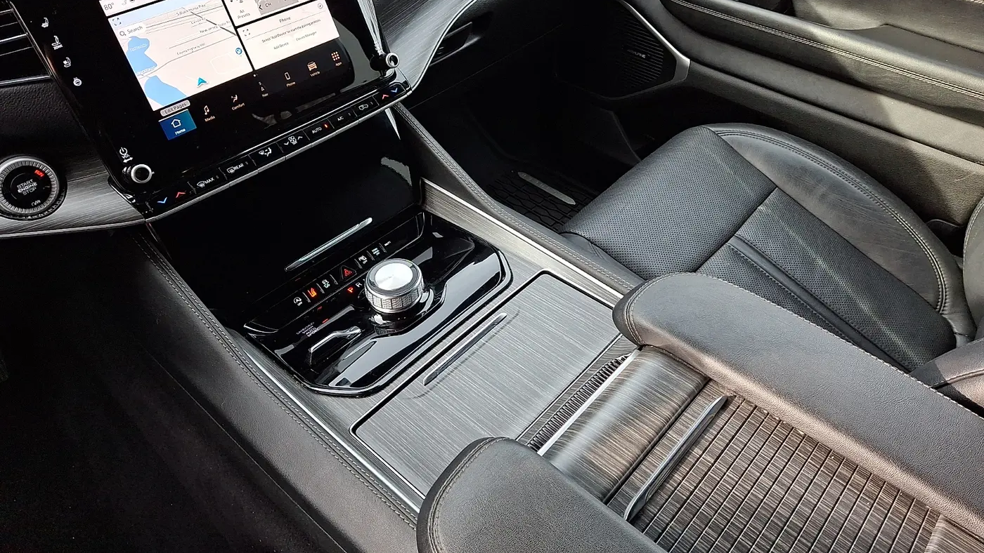 2024 Jeep Wagoneer L Series II