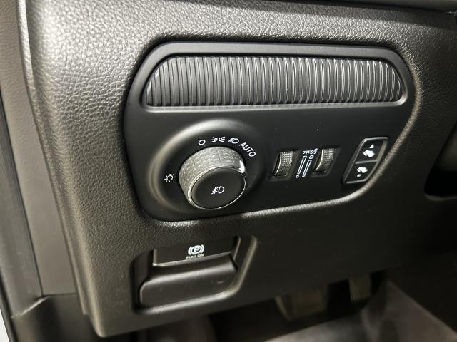 2024 Jeep Wagoneer L - $33,448