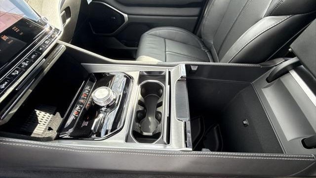 2026 Jeep Grand Wagoneer L Limited Altitude