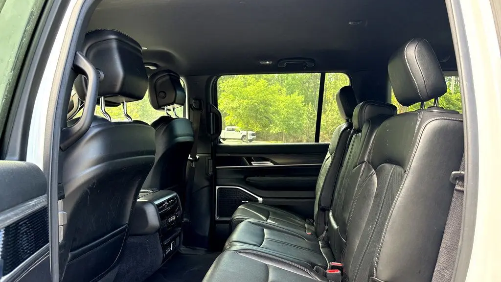 2023 Jeep Wagoneer L Series II