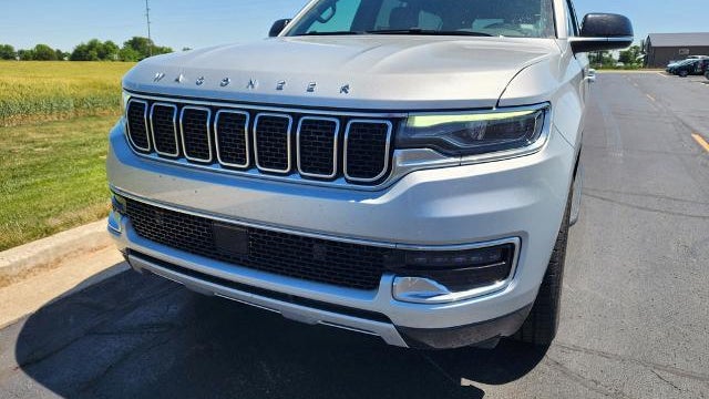 2024 Jeep Wagoneer L Carbide