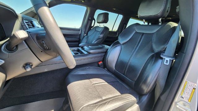 2024 Jeep Wagoneer L Carbide
