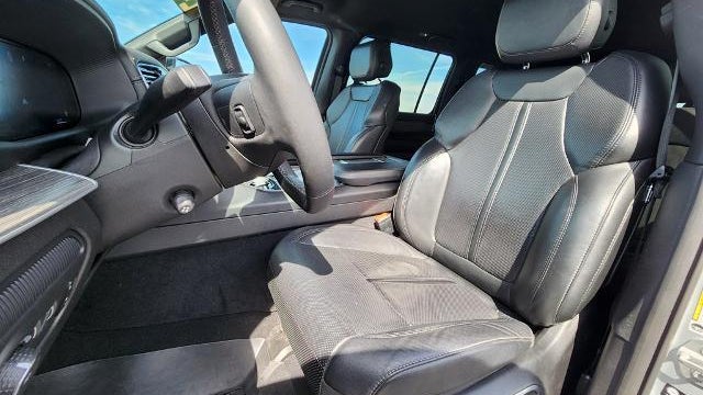 2024 Jeep Wagoneer L Carbide